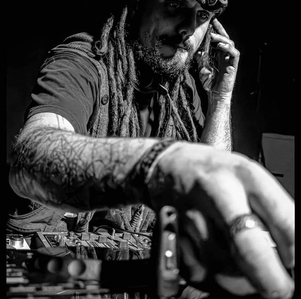Profil von Esat