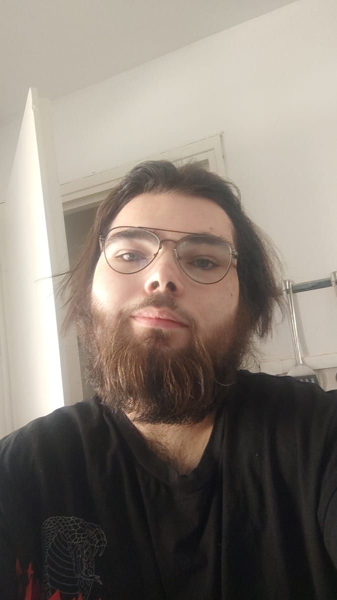 Profil von Deni
