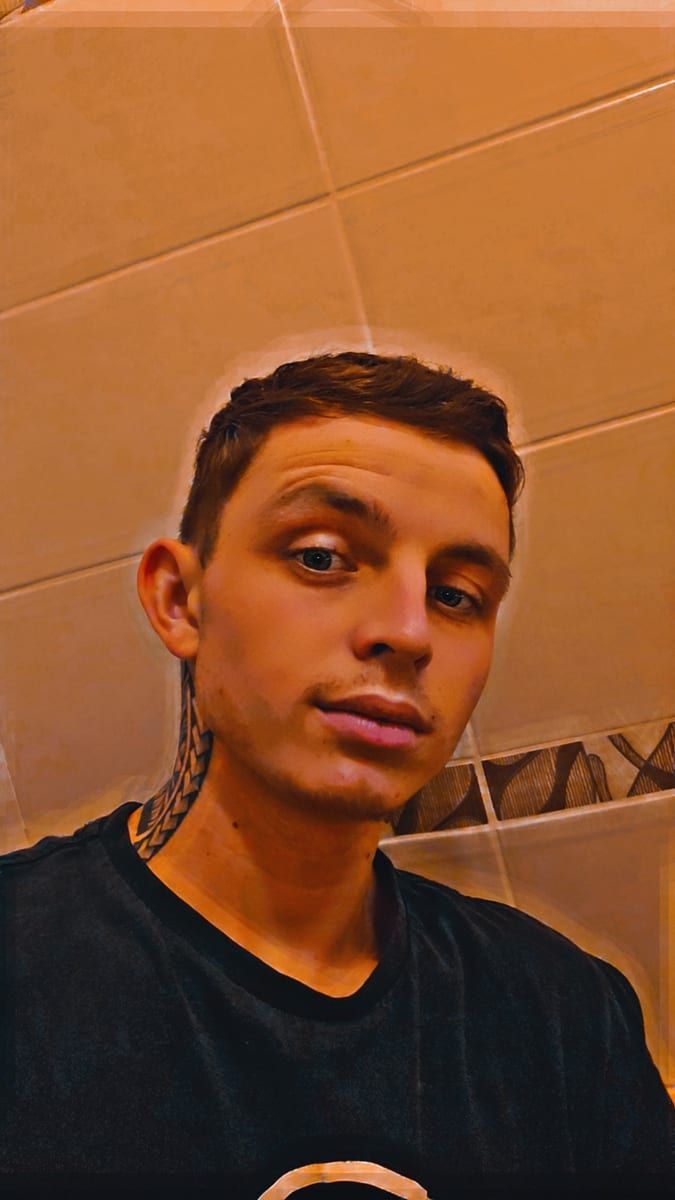 Profil von Fares